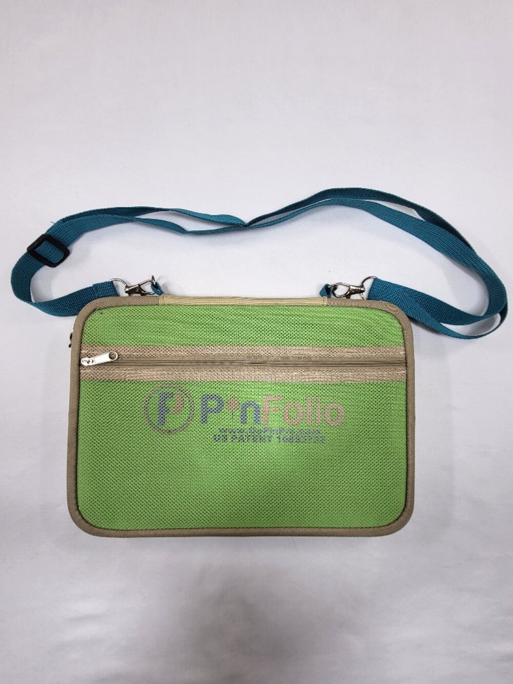 PinFolio GoPinPro Lime Green Pin Trading Bag Display Case Organizer Crossbody
